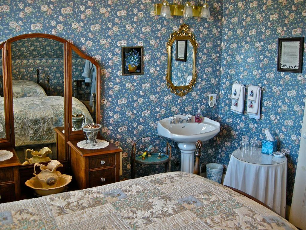 The Old Tower House Bed & Breakfast 北本德 外观 照片