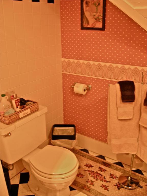 The Old Tower House Bed & Breakfast 北本德 客房 照片