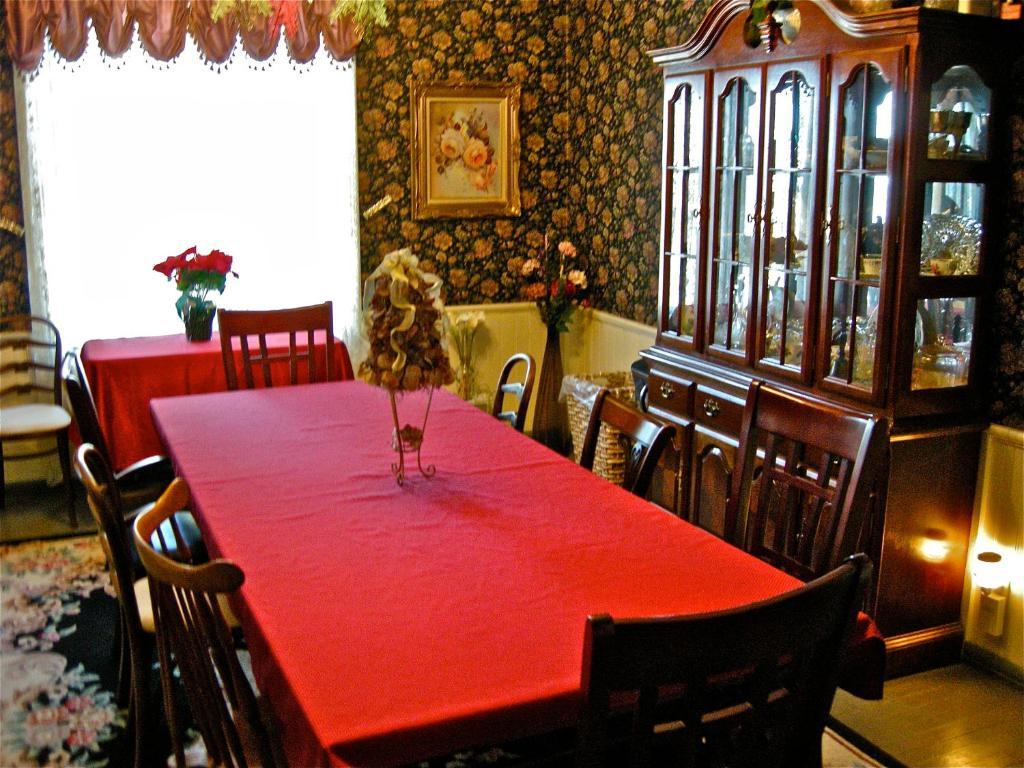 The Old Tower House Bed & Breakfast 北本德 外观 照片