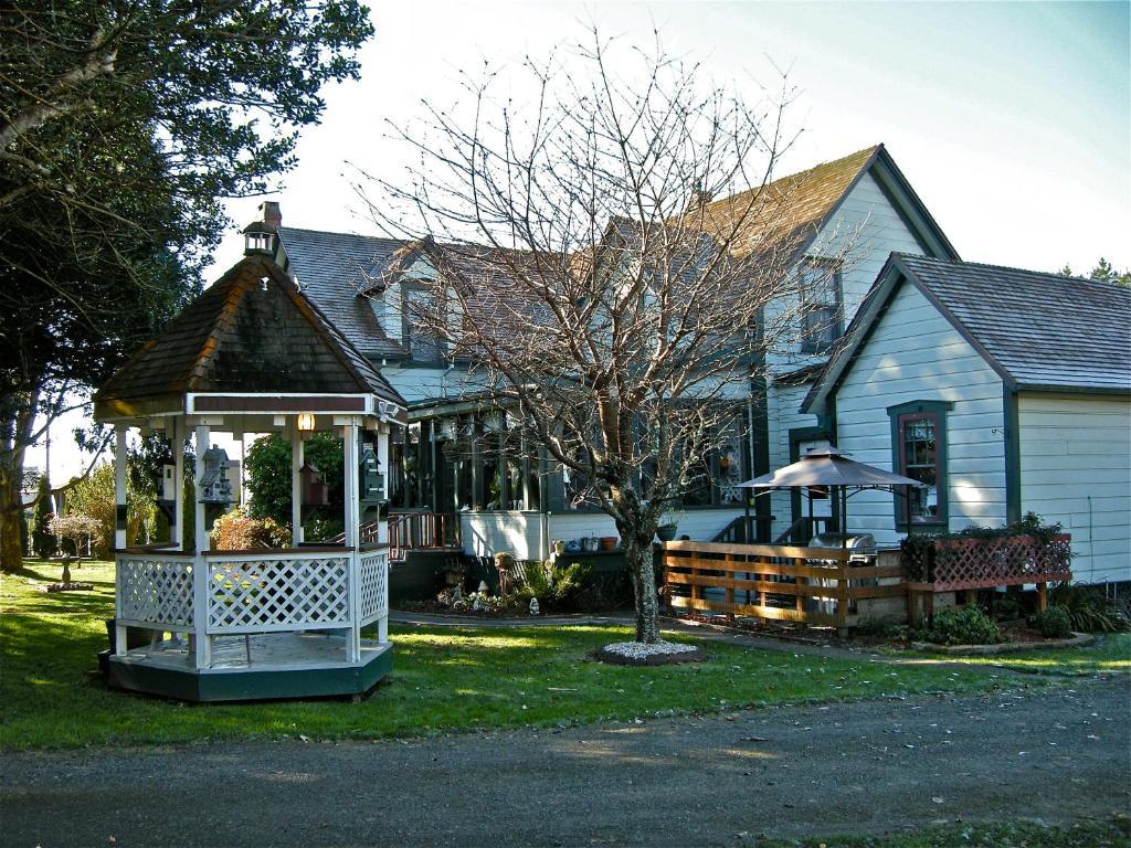 The Old Tower House Bed & Breakfast 北本德 外观 照片