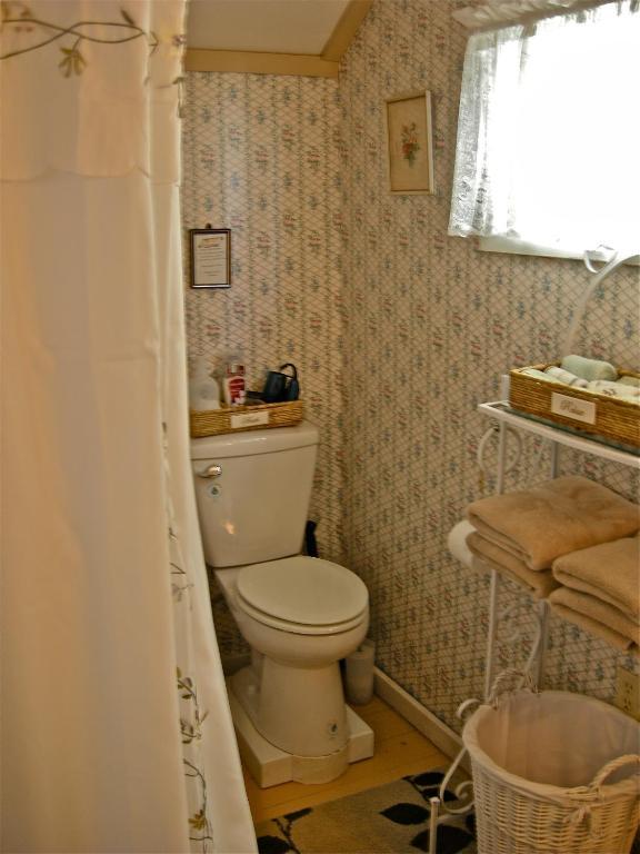 The Old Tower House Bed & Breakfast 北本德 客房 照片