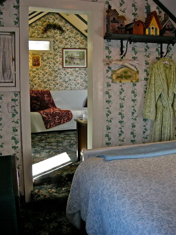 The Old Tower House Bed & Breakfast 北本德 客房 照片